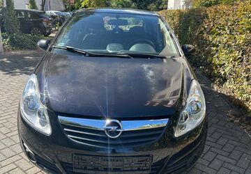 Opel Corsa 158.000 km 2.300 &euro; Rüsselsheim 65428