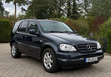 Mercedes-Benz ML 320 225.012 km 3.999 &euro; Eich 67575