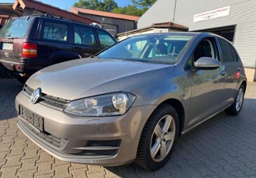 VW Golf 110.000 km 11.299 &euro; Eppstein 65817