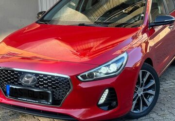 Hyundai i30 167.000 km 8.899 &euro; Wiesbaden 65191