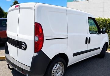 Opel Combo 137.013 km 4.799 &euro; Wiesbaden 65183