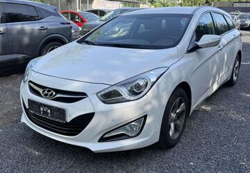 Hyundai i40 155.000 km 7.199 &euro; Wiesbaden 65197