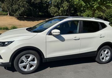 Nissan Qashqai 75.000 km 12.999 &euro; Wiesbaden 65199