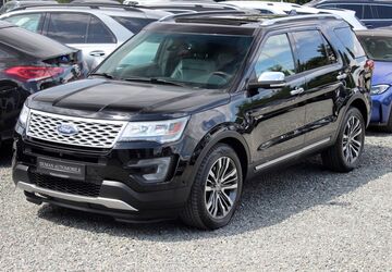 Ford Explorer 173.000 km 17.900 &euro; Bischofsheim 65474