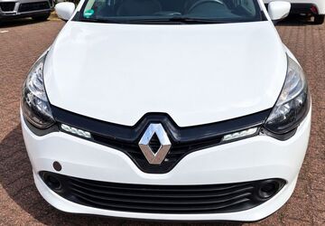 Renault Clio 10.000 km 9.990 &euro; Kelsterbach 65451