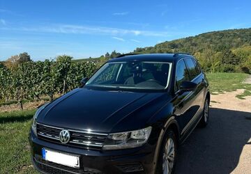 VW Tiguan 75.000 km 18.399 &euro; Oestrich-Winkel 65375