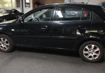 Kia Rio 198.000 km 1.790 &euro; Rüsselsheim 65428