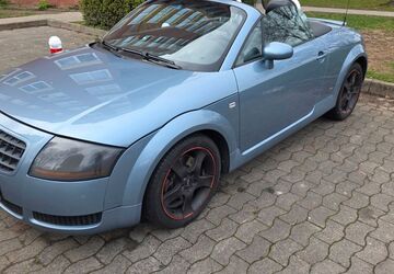 Audi TT 199.000 km 8.800 &euro; Flörsheim am Main 65439