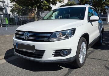 VW Tiguan 161.000 km 8.999 &euro; Wiesbaden 65197