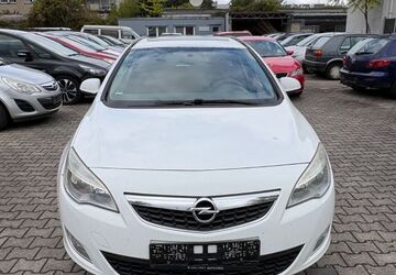 Opel Astra 301.666 km 1.999 &euro; Rüsselsheim 65428