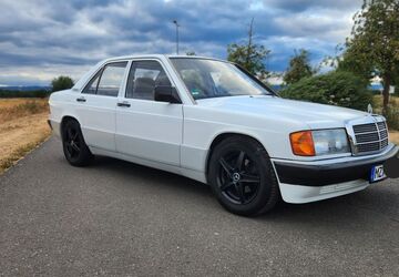 Mercedes-Benz 190 200.500 km 5.500 &euro; Mainz 55131