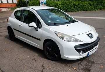 Peugeot 207 218.000 km 1.199 &euro; Wiesbaden 65183