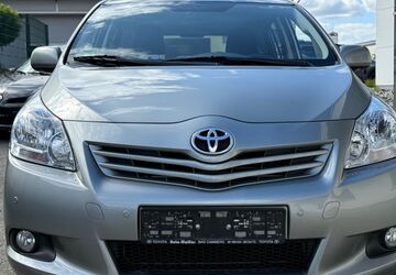 Toyota Verso 100.000 km 6.999 &euro; Kelkheim 65779
