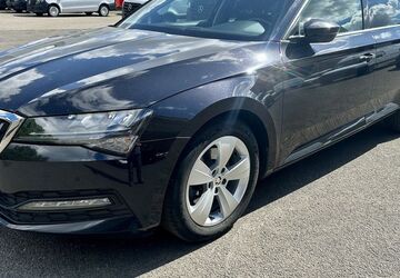 Skoda Superb 188.872 km 15.708 &euro; Mainz 55122