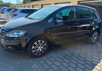 VW Golf 119.000 km 5.900 &euro; Ingelheim 55218