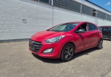 Hyundai i30 206.000 km 4.999 &euro; Kelkheim ( Taunus ) 65779