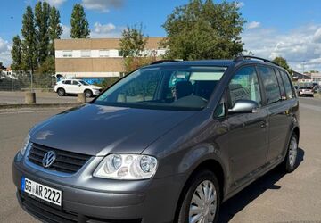 VW Touran 160.000 km 5.500 &euro; Königstein im Taunus 61462