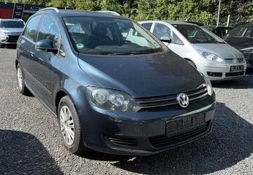 VW Golf 113.000 km 3.999 &euro; Wiesbaden 65197
