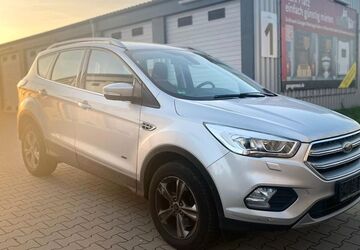 Ford Kuga 104.000 km 12.499 &euro; Groß Gerau 64521