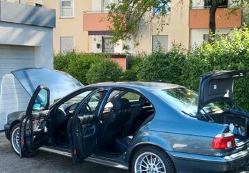 BMW 528 286.500 km 5.900 &euro; Griesheim 64347
