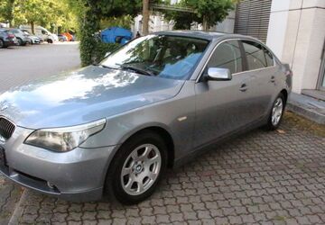 BMW 523 82.000 km 9.900 &euro; Rüsselsheim 65428