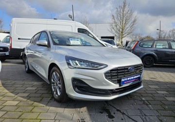 Ford Focus 1.001 km 30.930 &euro; Wiesbaden 65203