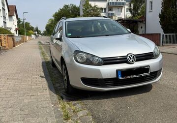 VW Golf 297.902 km 2.490 &euro; Mörfelden-Walldorf 64546