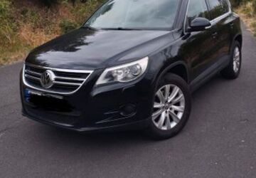 VW Tiguan 199.009 km 4.500 &euro; Bad Schwalbach 65307