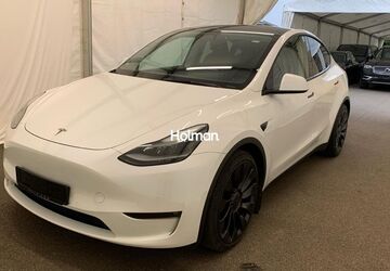 Tesla Model Y 76.352 km 33.980 &euro; Eschborn 65760