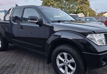 Nissan Navara 141.000 km 15.900 &euro; Mainz-Kostheim 55246