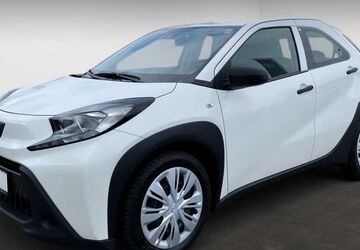 Toyota Aygo (X) 43.389 km 10.980 &euro; Eschborn 65760