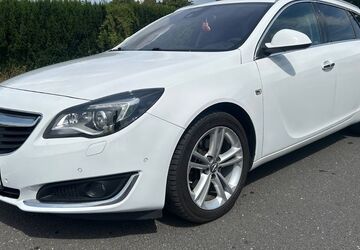 Opel Insignia 163.000 km 9.499 &euro; Hattersheim 65795