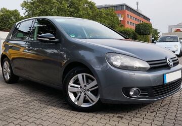 VW Golf 99.000 km 7.999 &euro; Kelsterbach 65451