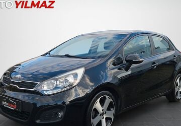 Kia Rio 107.500 km 6.290 &euro; Rüsselsheim am Main 65428