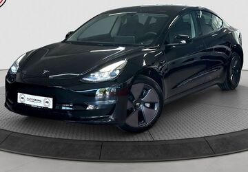 Tesla Model 3 12.306 km 33.980 &euro; Wiesbaden 65205