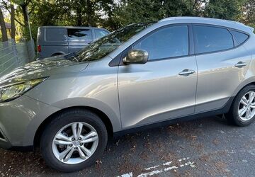 Hyundai ix35 112.200 km 7.950 &euro; Niedernhausen 65527